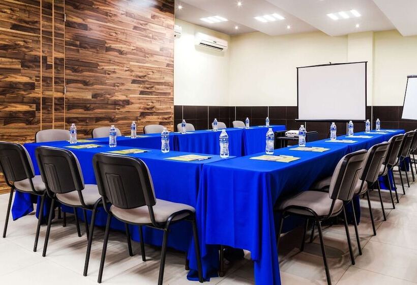 Fotos del hotel Sleep Inn Monterrey Norte:  37