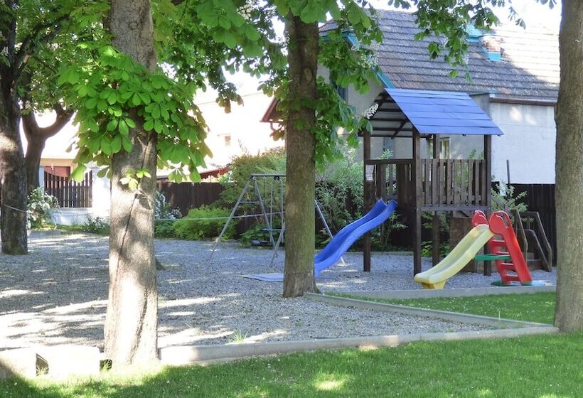 Fotos del hotel Svornost:  10