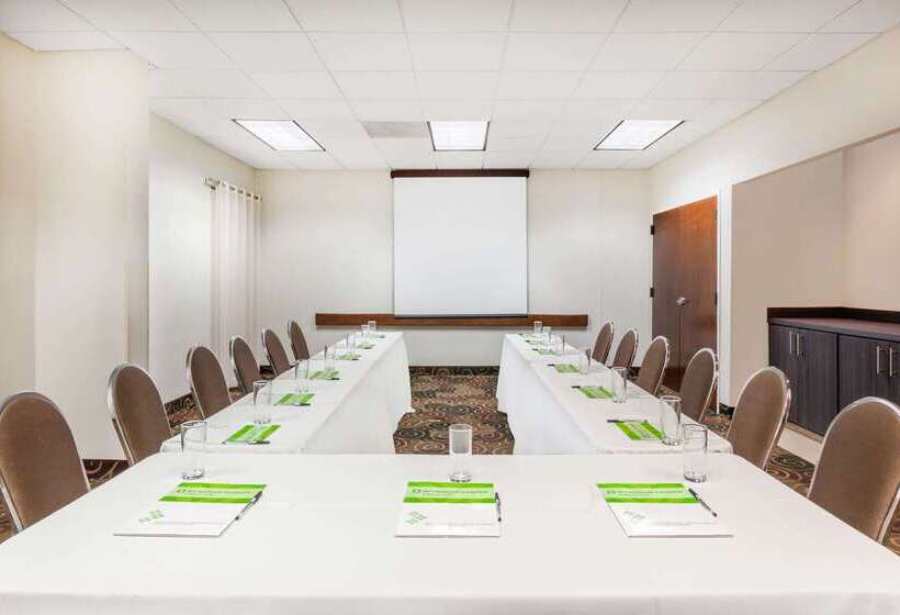 בית מלון כפרי Wyndham Garden Monterrey Norte