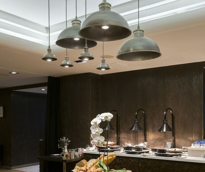 Radisson Collection Astorija Hotel, Vilnius