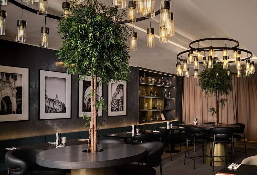 Radisson Collection Astorija Hotel, Vilnius