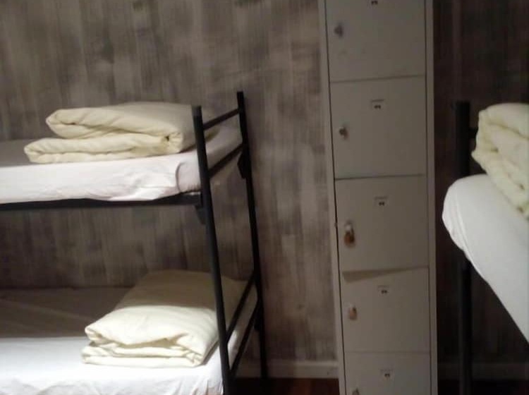 호스텔 Limehome Amsterdam Leidsekruisstraat