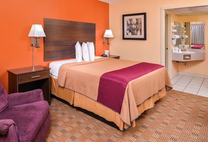 هتل Americas Best Value Inn Ellsworth