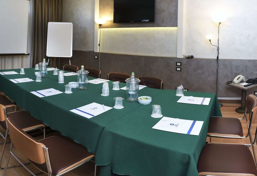فندق Best Western  Modena District