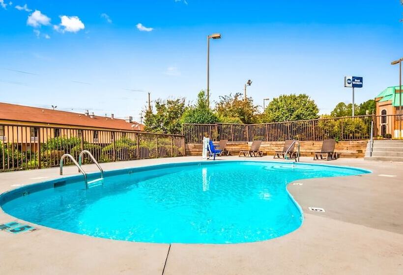 هتل Best Western Statesville Inn