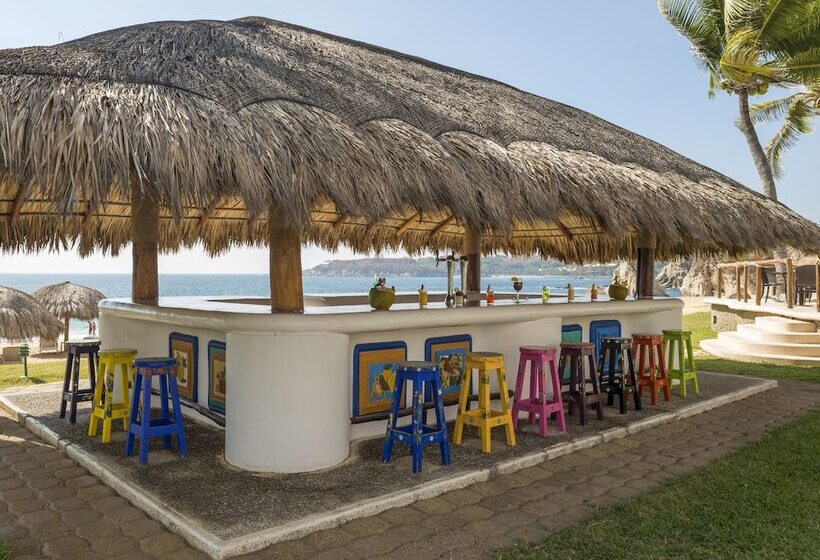 בית מלון כפרי Camino Real Zaashila Huatulco