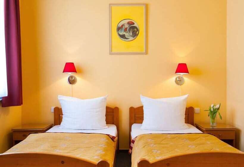 Fotos del hotel Cloister Inn:  2