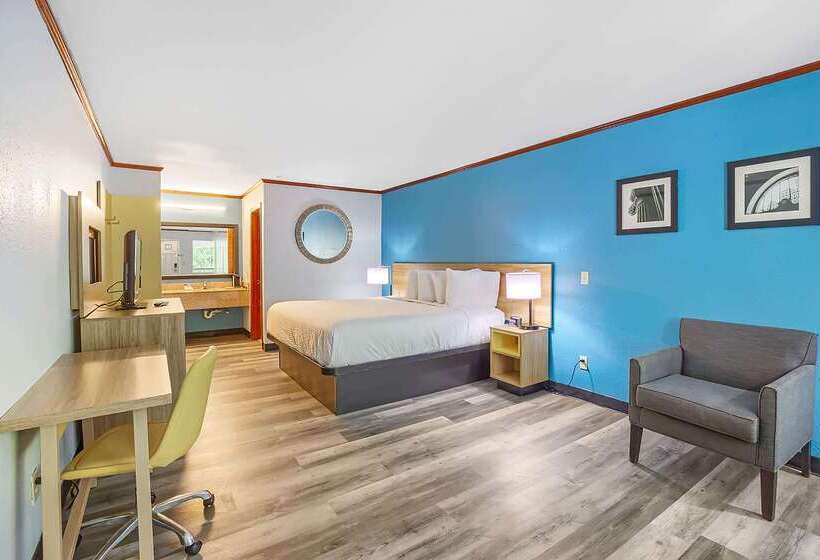 هتل Days Inn By Wyndham Foley