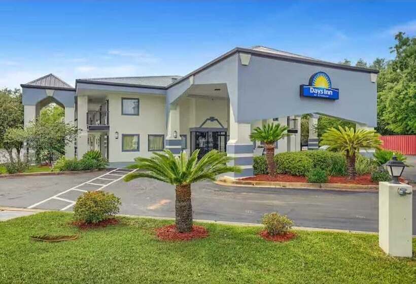 هتل Days Inn By Wyndham Foley