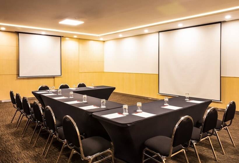 هتل Fiesta Inn San Luis Potosi Glorieta Juarez