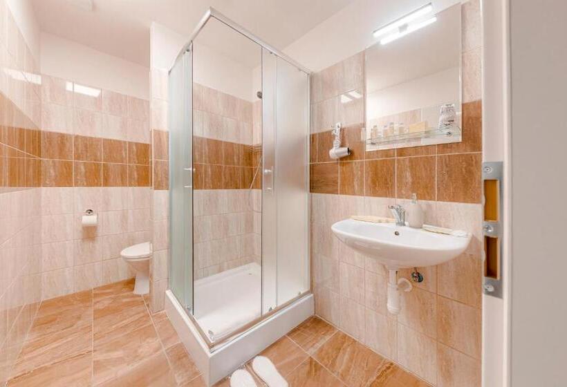 Fotos del hotel Koruna:  17