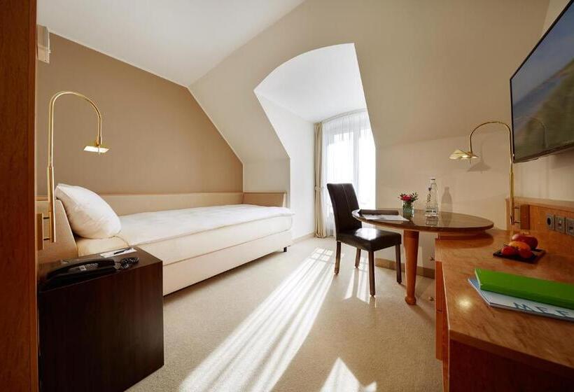 Lindner Hotel Dusseldorf Airport, Part Of Jdv By Hyatt