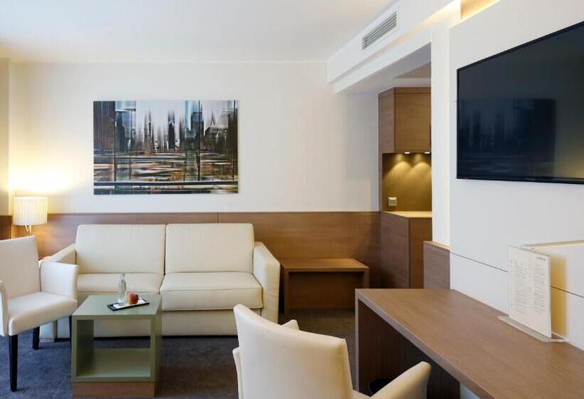 Lindner Hotel Dusseldorf Airport, Part Of Jdv By Hyatt