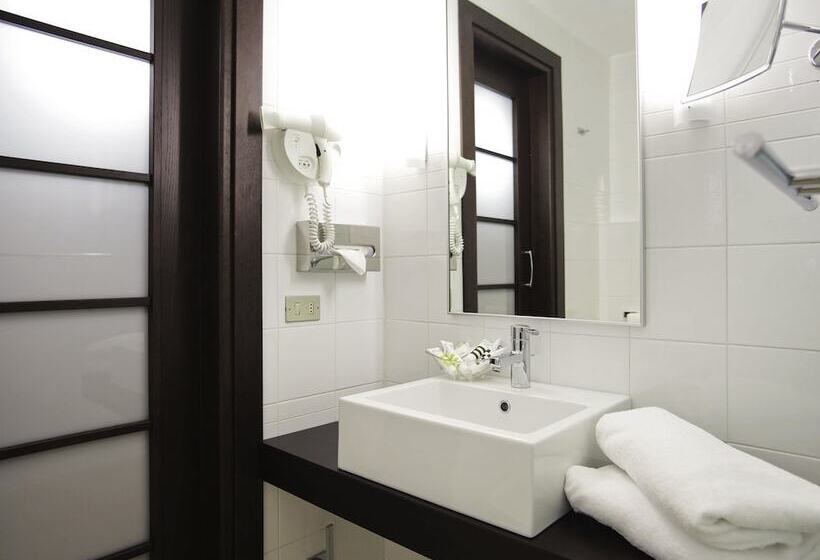 Fotos del hotel Mercure Napoli Centro Angioino:  34