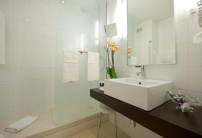 Fotos del hotel Mercure Napoli Centro Angioino:  36