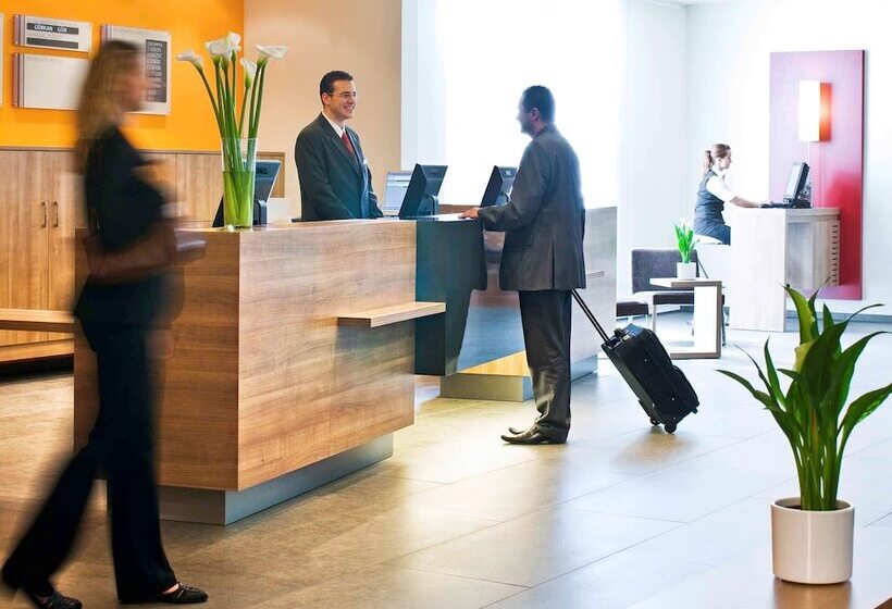 هتل Mercure  Stuttgart Airport Messe