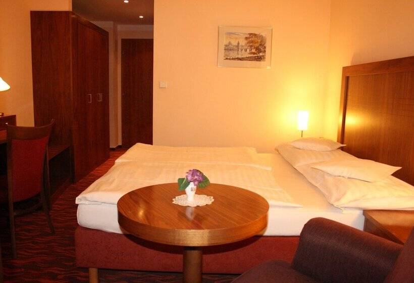 Fotos del hotel Monica: 1 Fotos del hotel Monica: 1