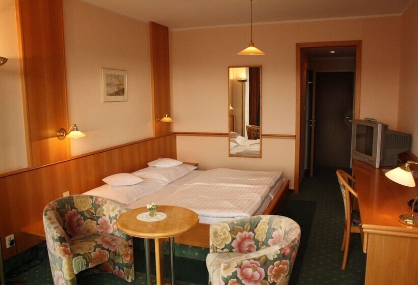 Fotos del hotel Monica:  4