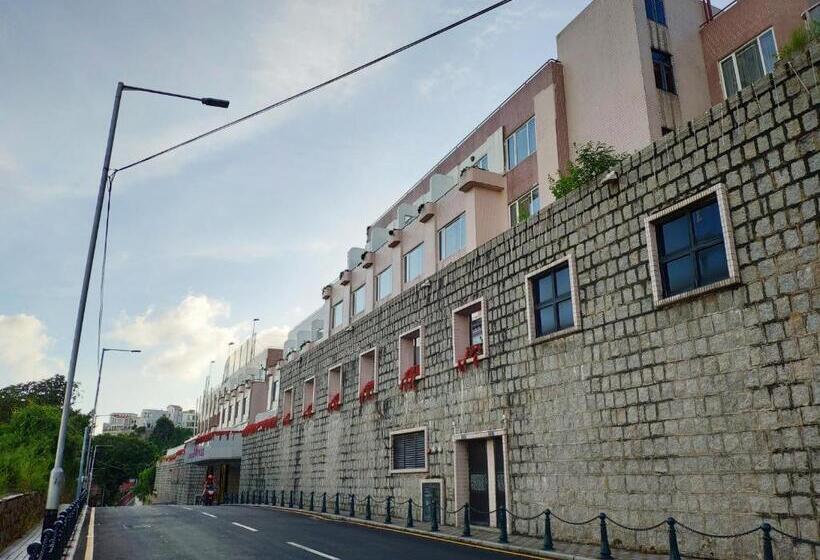 هتل Riviera Macau