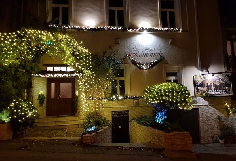 Отель Romantik Eger