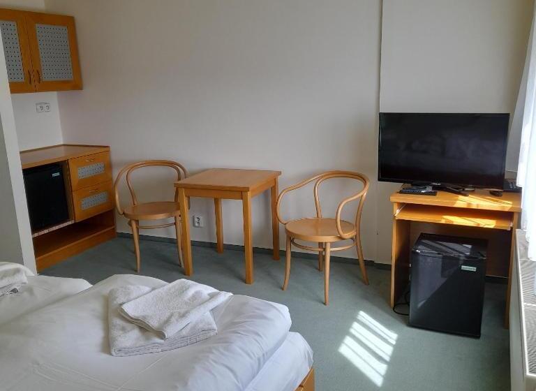 Fotos del hotel Smaragd:  2