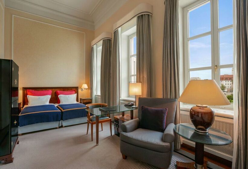 هتل Taschenbergpalais Kempinski
