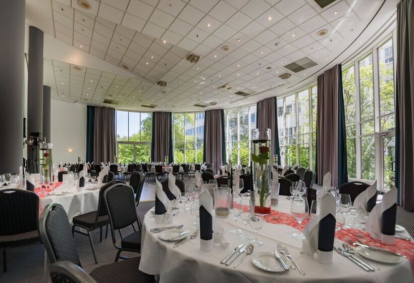 هتل Wyndham Hannover Atrium