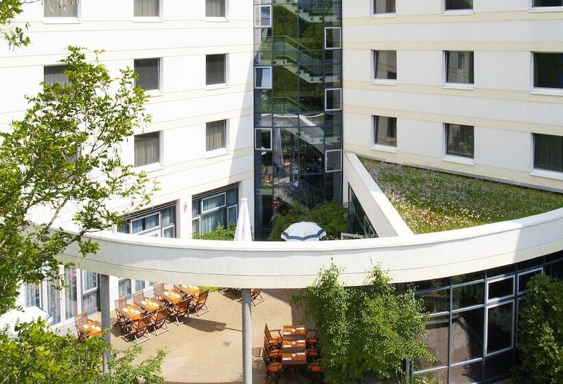 בית מלון כפרי Wyndham Garden Hennigsdorf Berlin