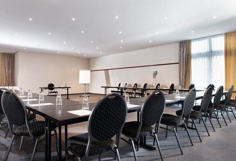 בית מלון כפרי Wyndham Garden Hennigsdorf Berlin