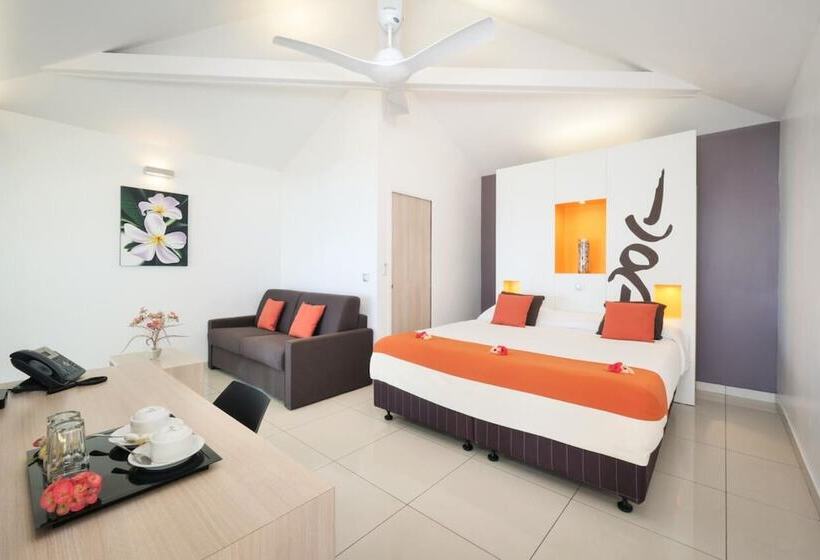 استراحتگاه Malabou Beach