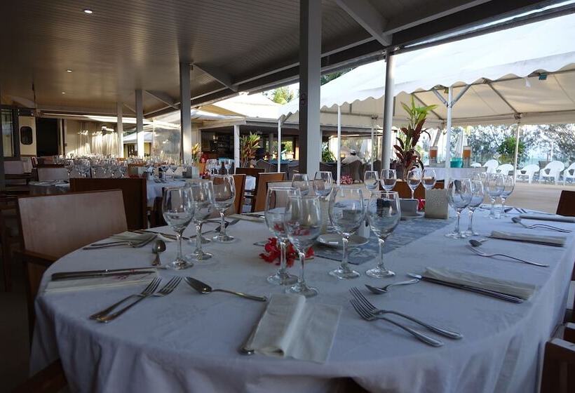 استراحتگاه Malabou Beach