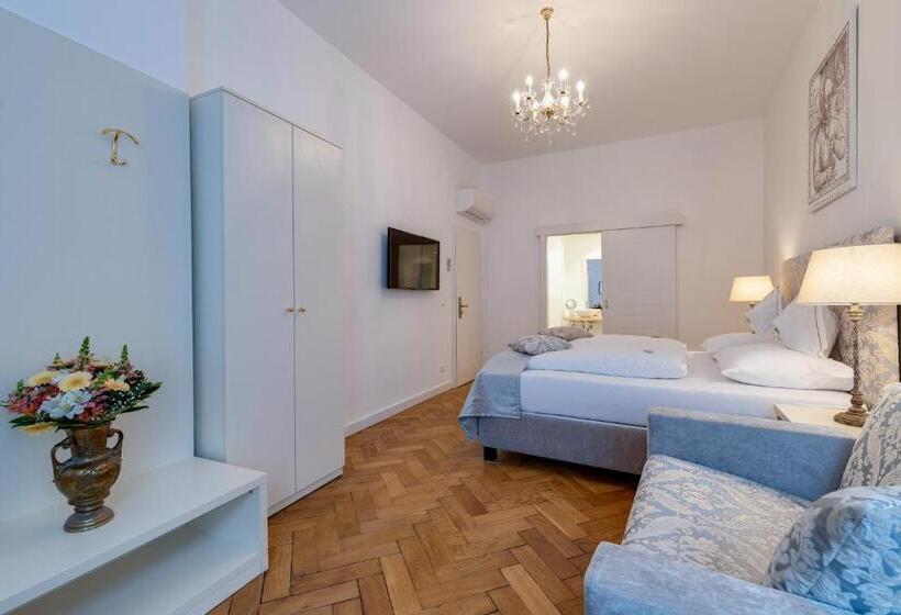 Boutique Hotel Goldenes Lamm