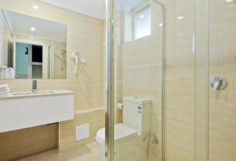 Comfort Hotel Dandenong