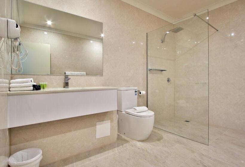 Comfort Hotel Dandenong