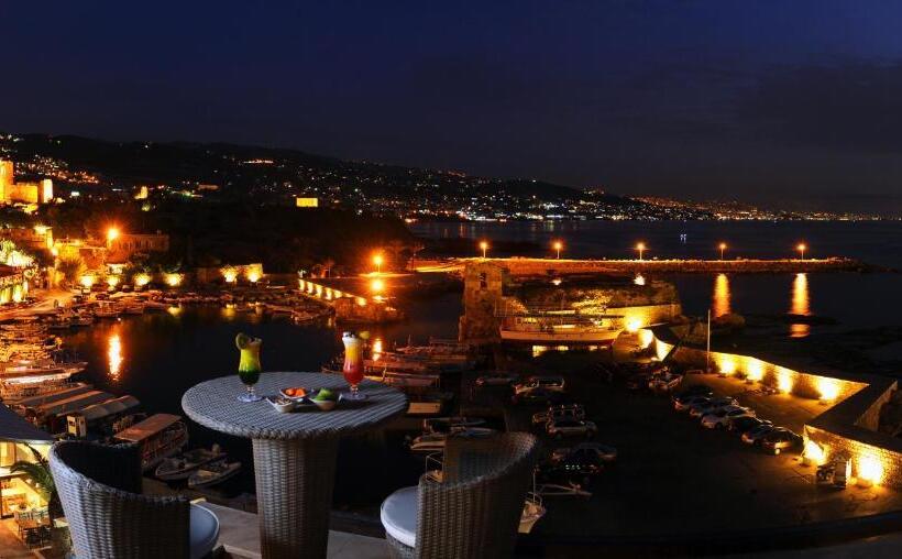 هتل Byblos Sur Mer