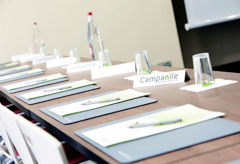 هتل Campanile Versailles Buc