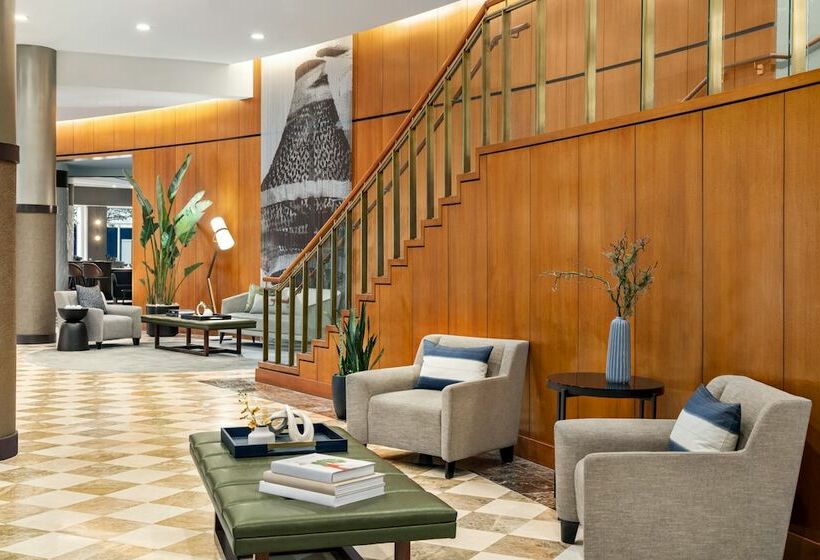 هتل Crowne Plaza Cleveland At Playhouse Square, An Ihg