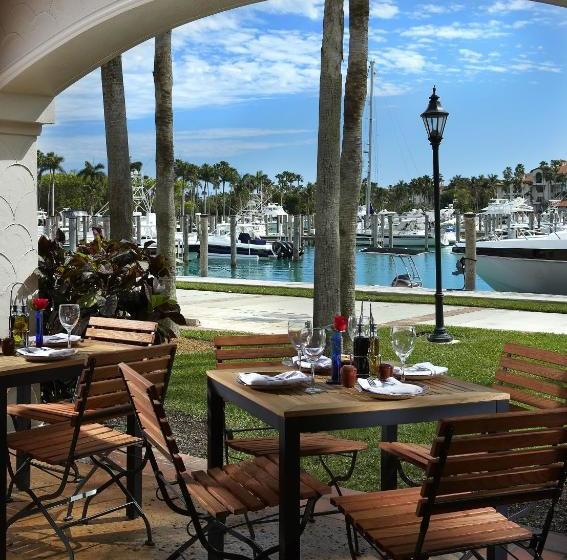 هتل Fisher Island Club And Resort