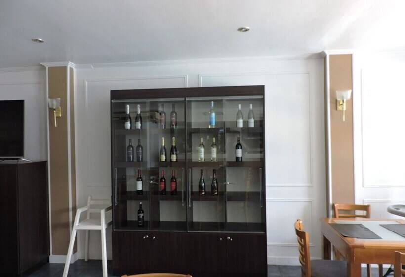 酒店 Julio Cesar