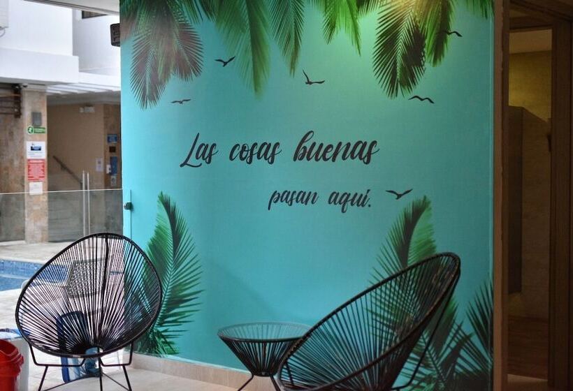Fotos del hotel La Riviera:  11