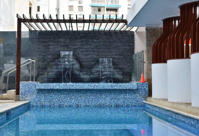 Fotos del hotel La Riviera:  25