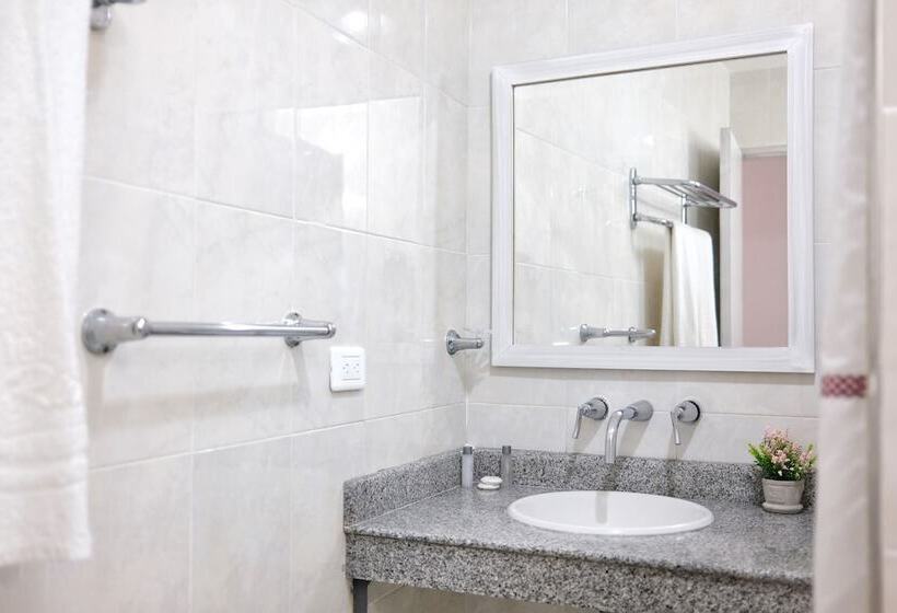 Fotos del hotel La Riviera:  14