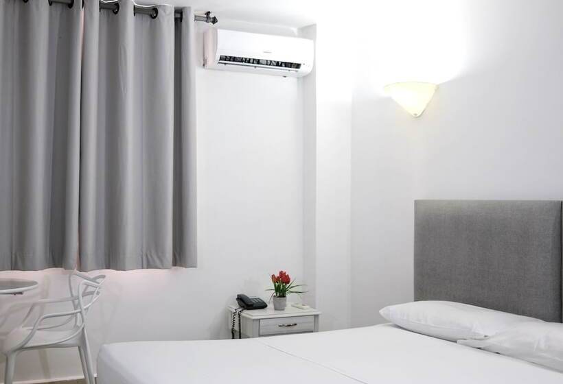 Fotos del hotel La Riviera:  32