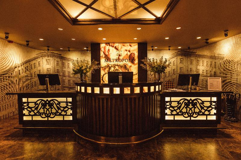Metropole Hotel By Semarah