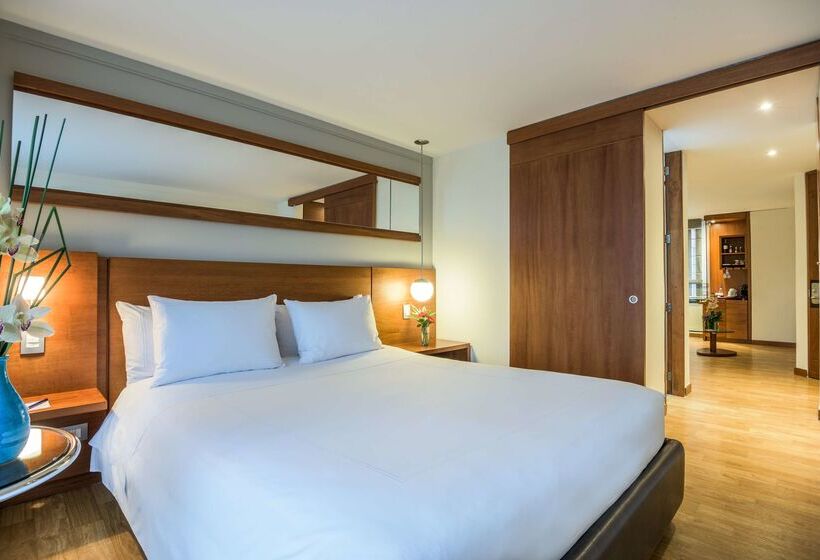 בית מלון כפרי Avani Royal Zona T Bogotá