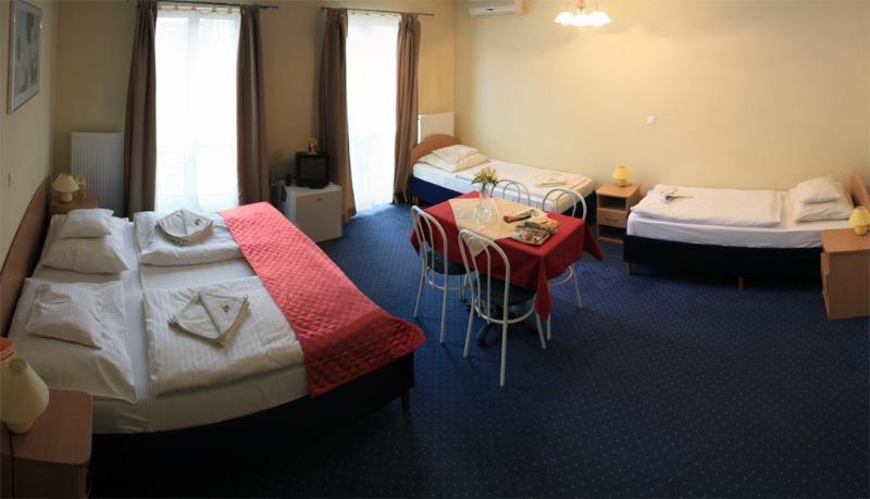 Fotos del hotel Papillon:  2