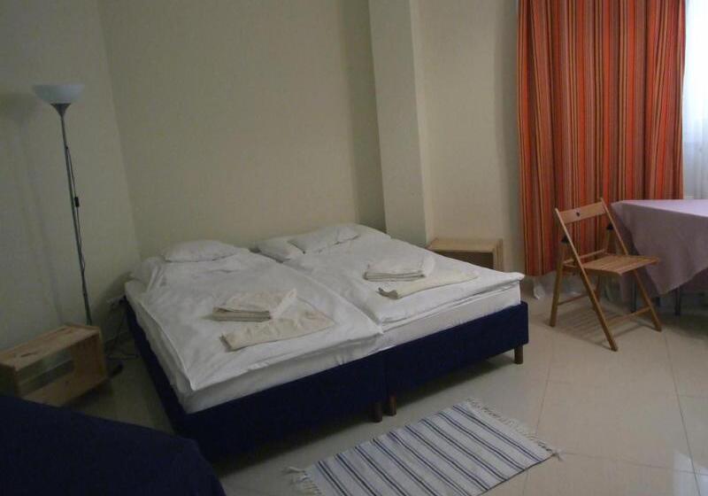 Fotos del hotel Papillon:  5