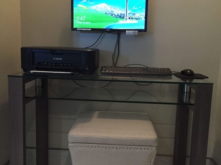 هتل Quality Inn