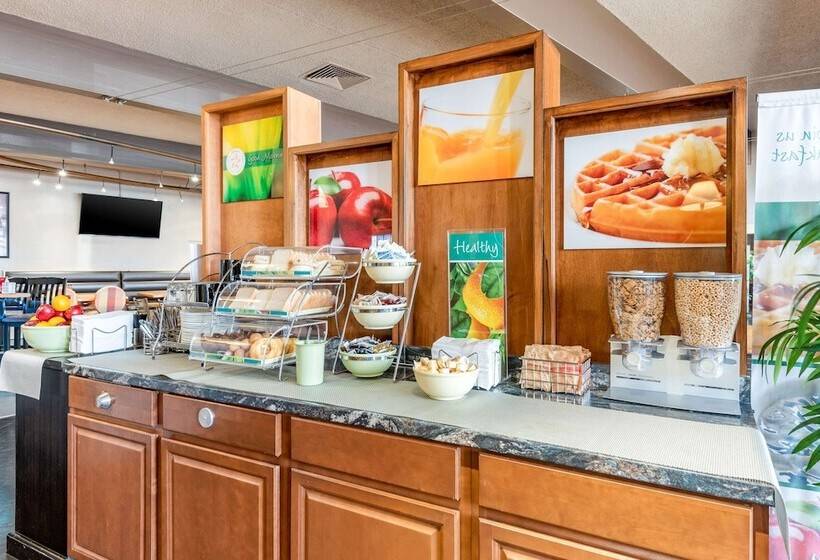 هتل Quality Inn