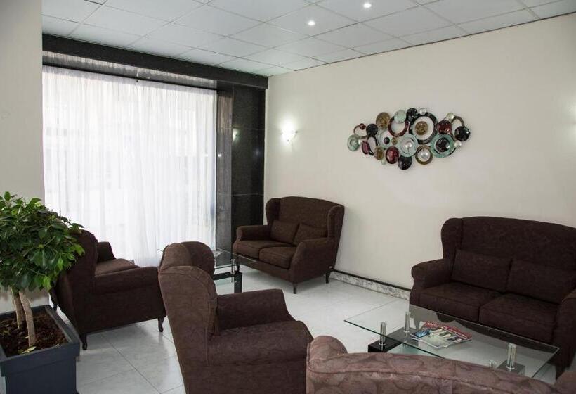 فندق Relax Inn